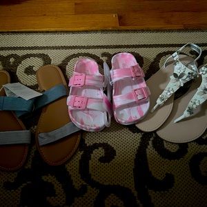 Bundle of sandals!